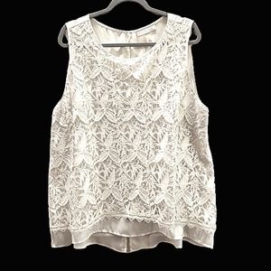Emaline Woman Lace Sleeveless Top Size 1X